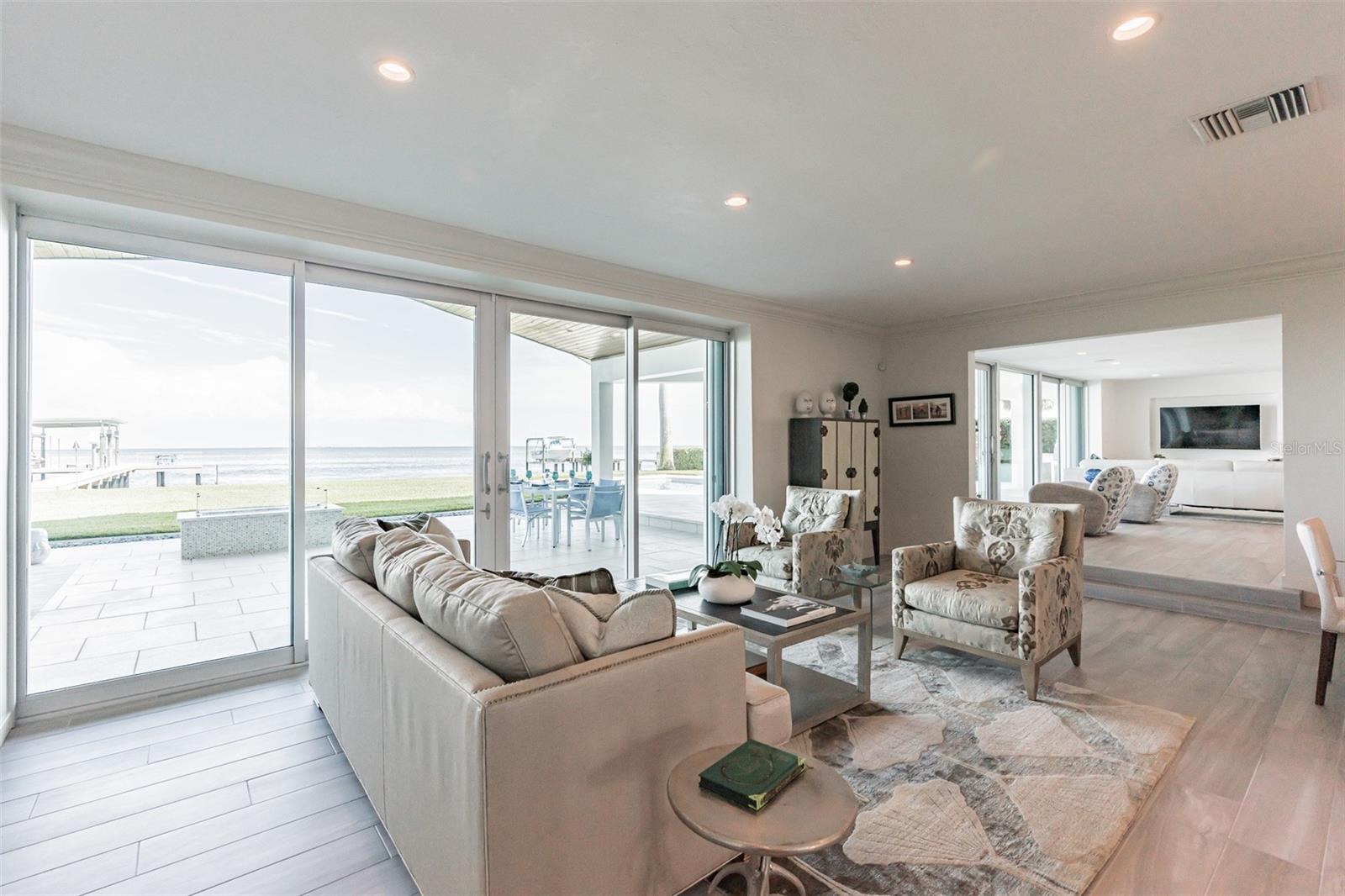 SHORE ACRES OVERLOOK SEC - Residential