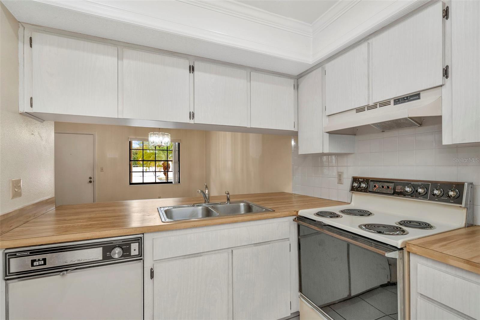 RIDGE GROVES CONDO - Residential