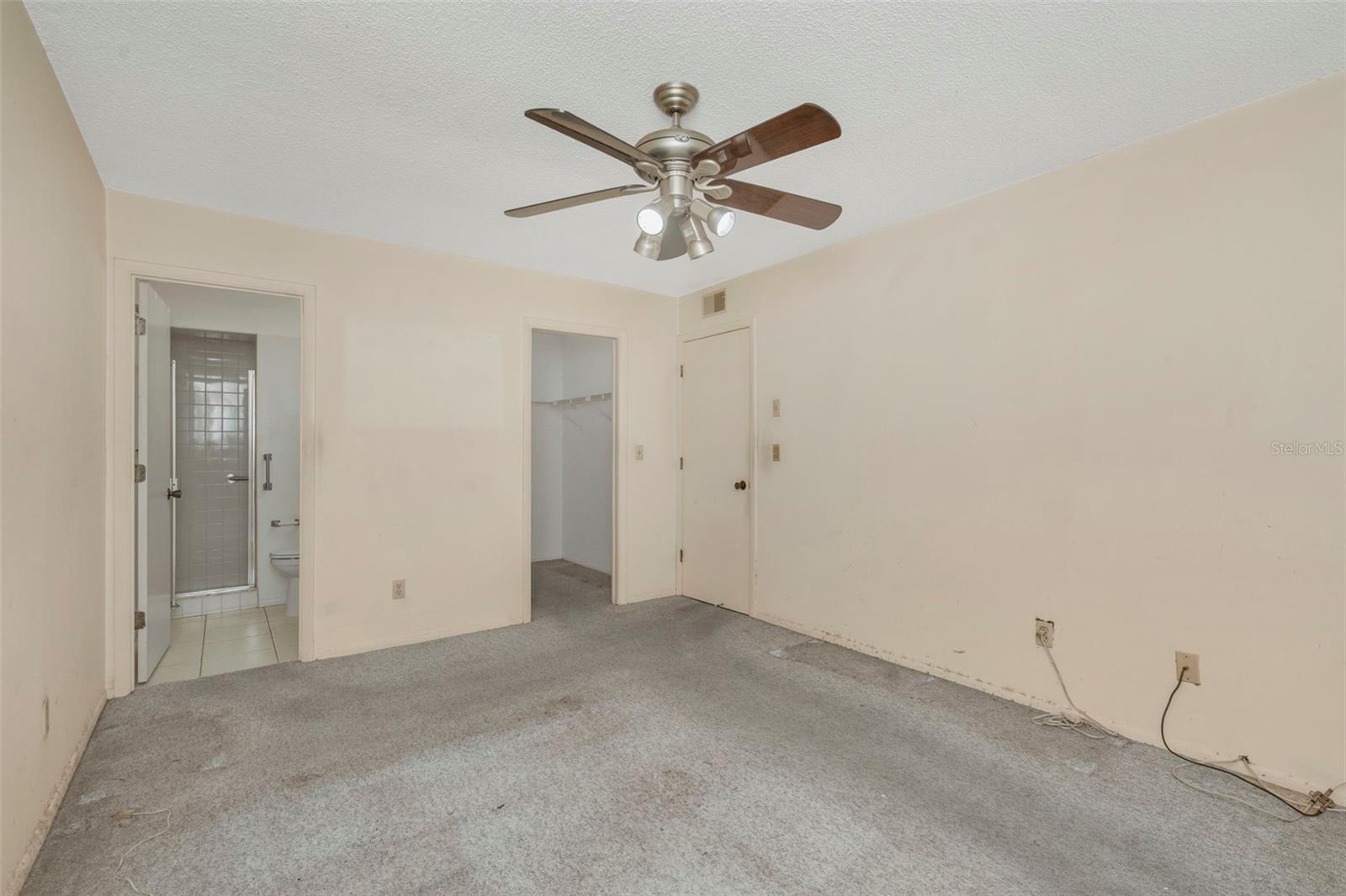 RIDGE GROVES CONDO - Residential