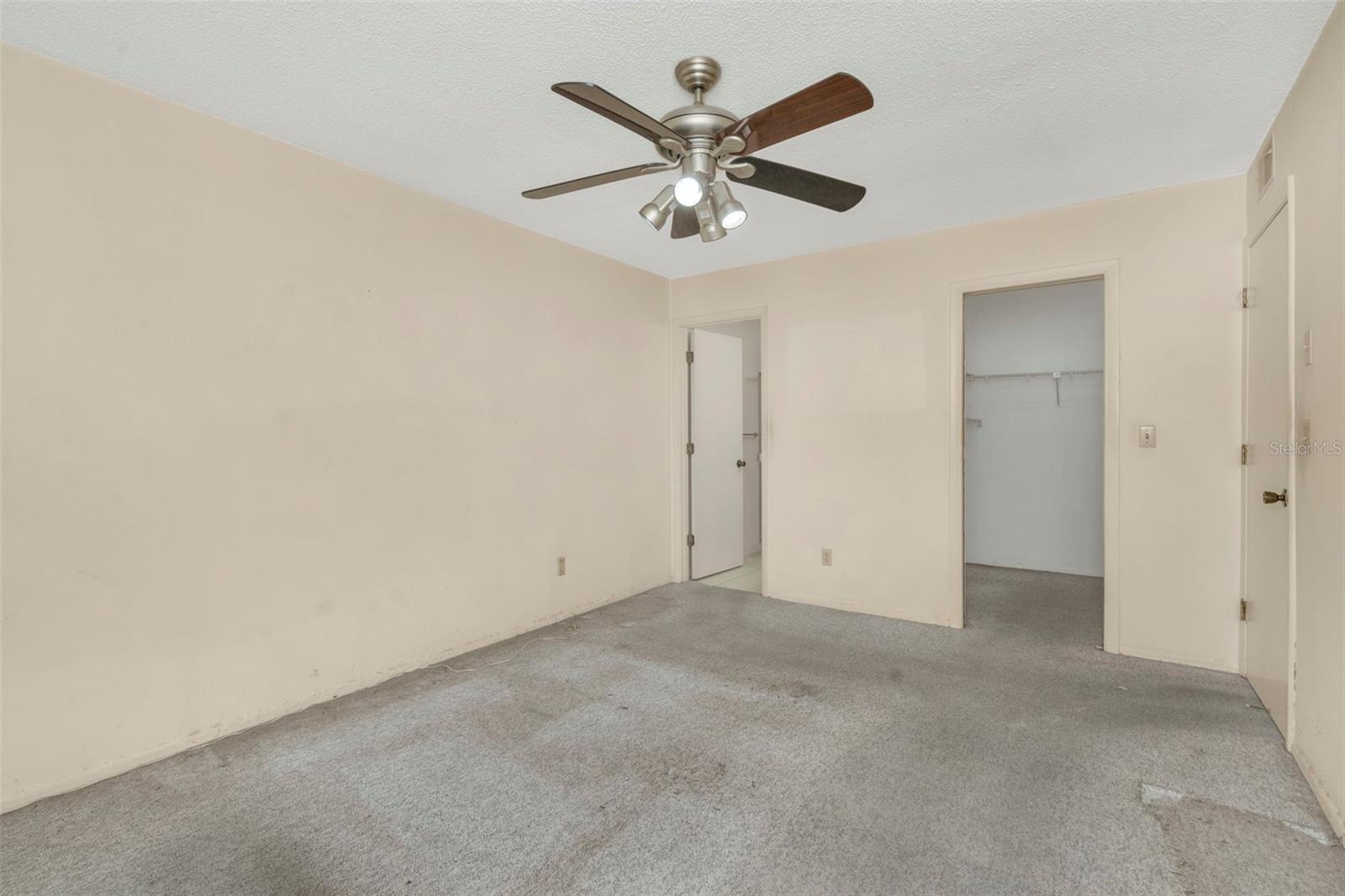 RIDGE GROVES CONDO - Residential