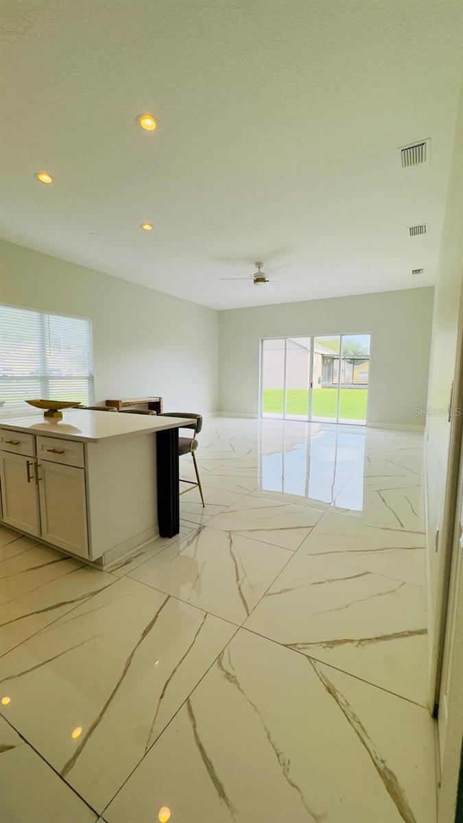 LAKE BERNADETTE 02B - Residential