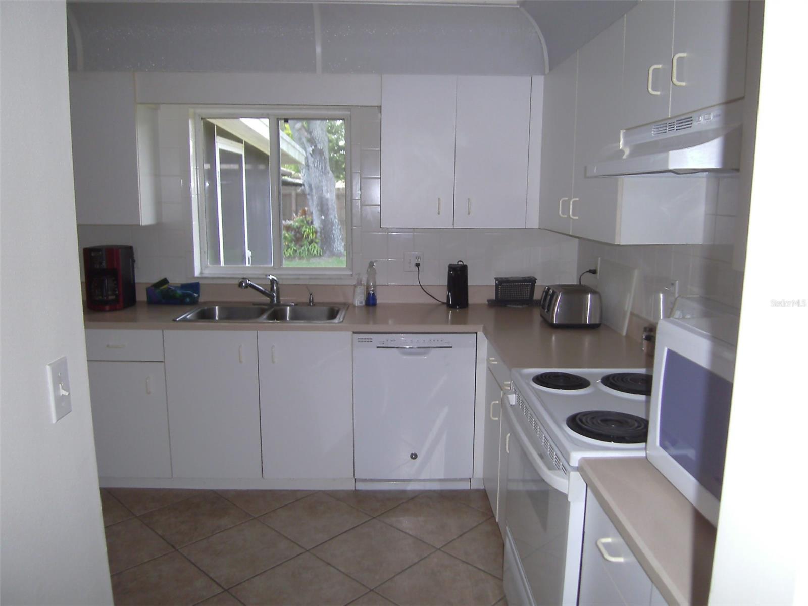 Florida Shores 01 - Residential