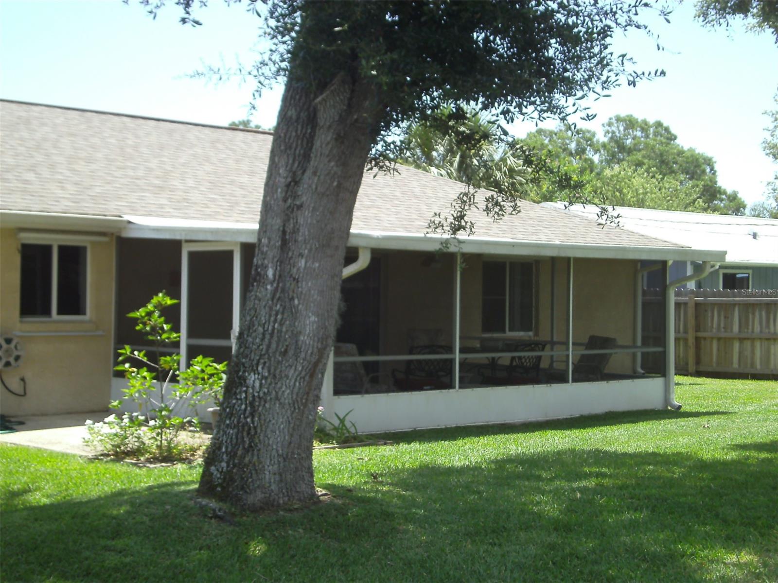 Florida Shores 01 - Residential