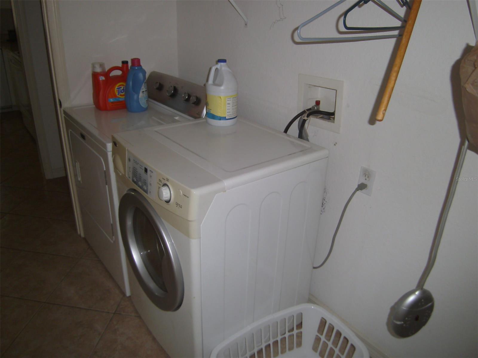 Florida Shores 01 - Residential