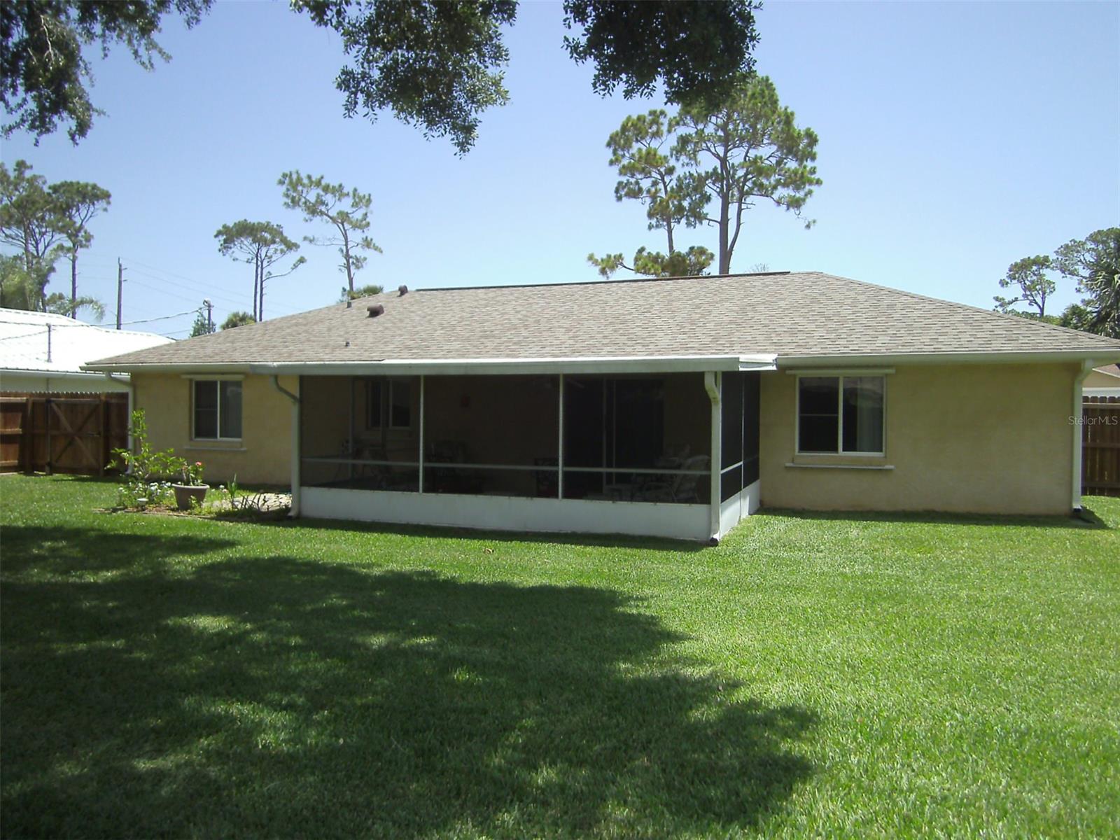 Florida Shores 01 - Residential