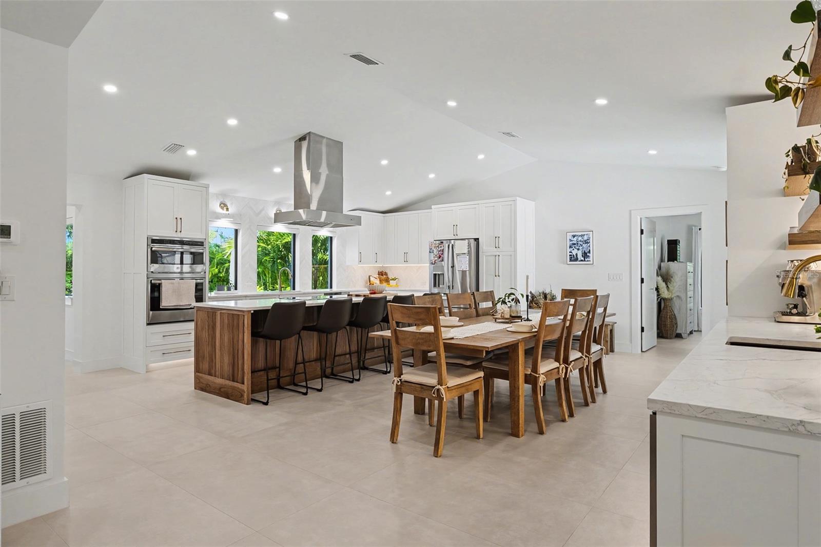 BUCCANEER BAY - Residential