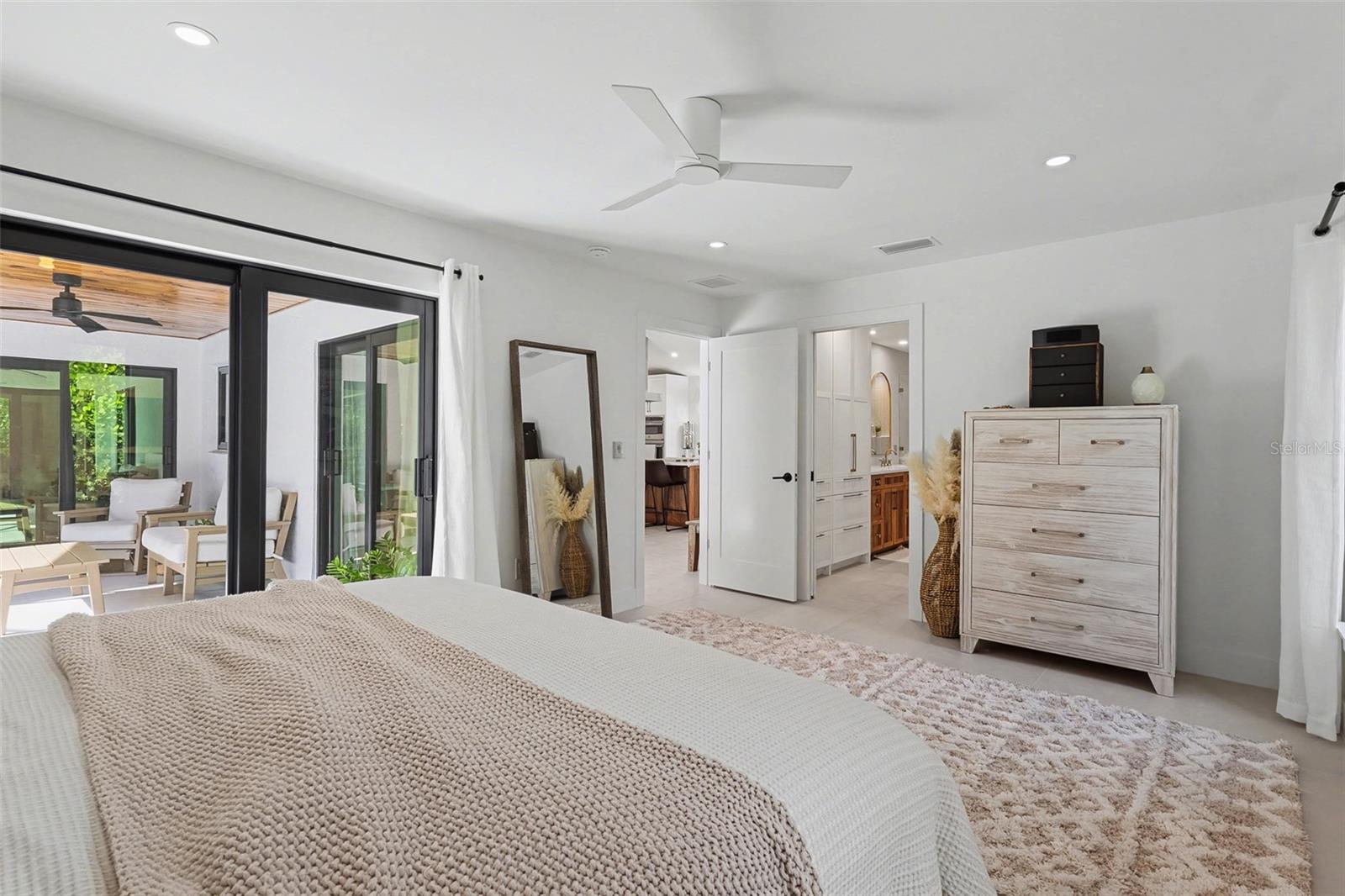 BUCCANEER BAY - Residential