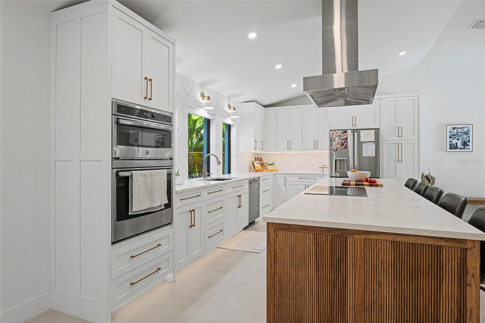 BUCCANEER BAY - Residential