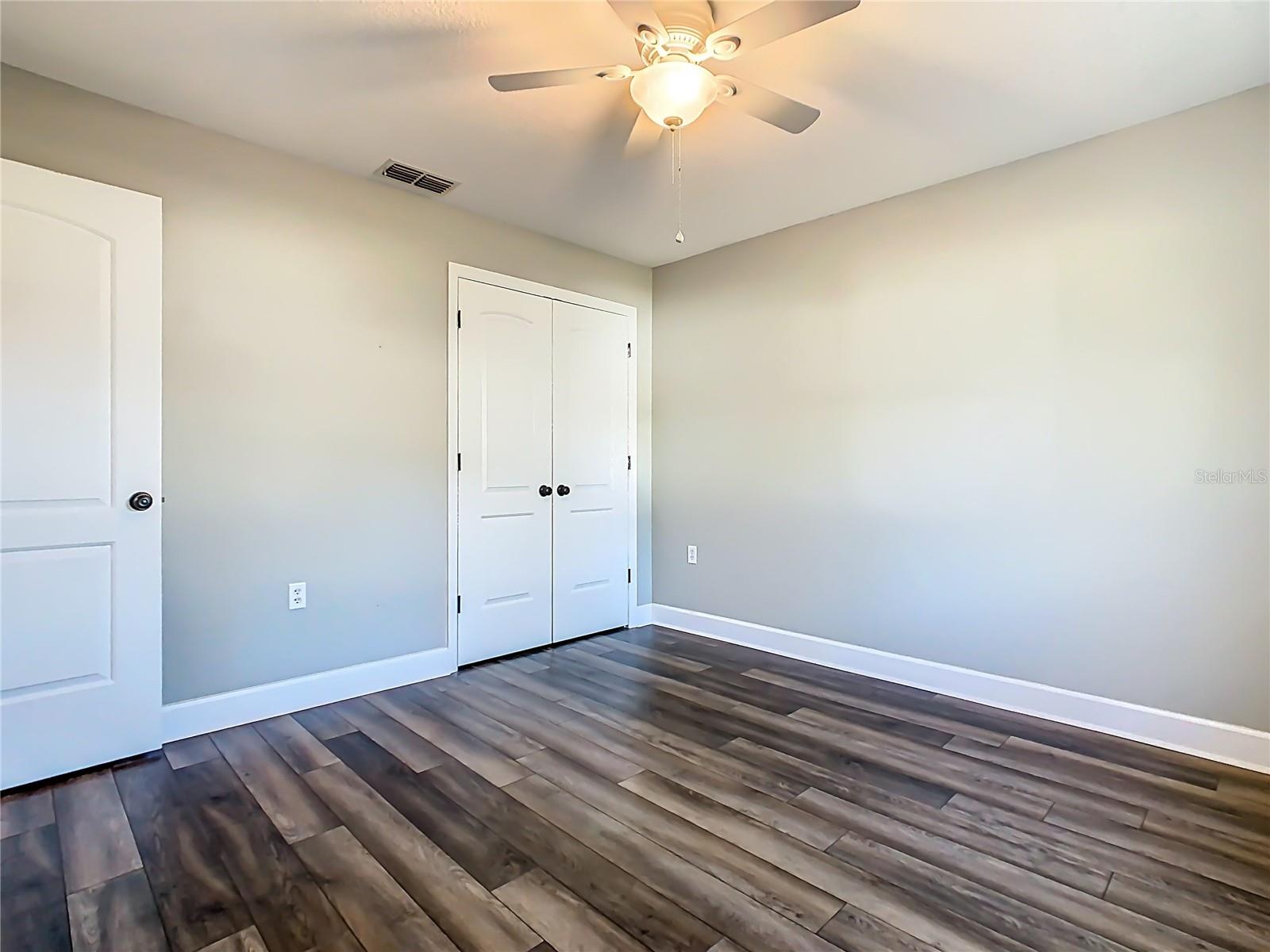 FOXHOLLOW SUB 42 - Residential