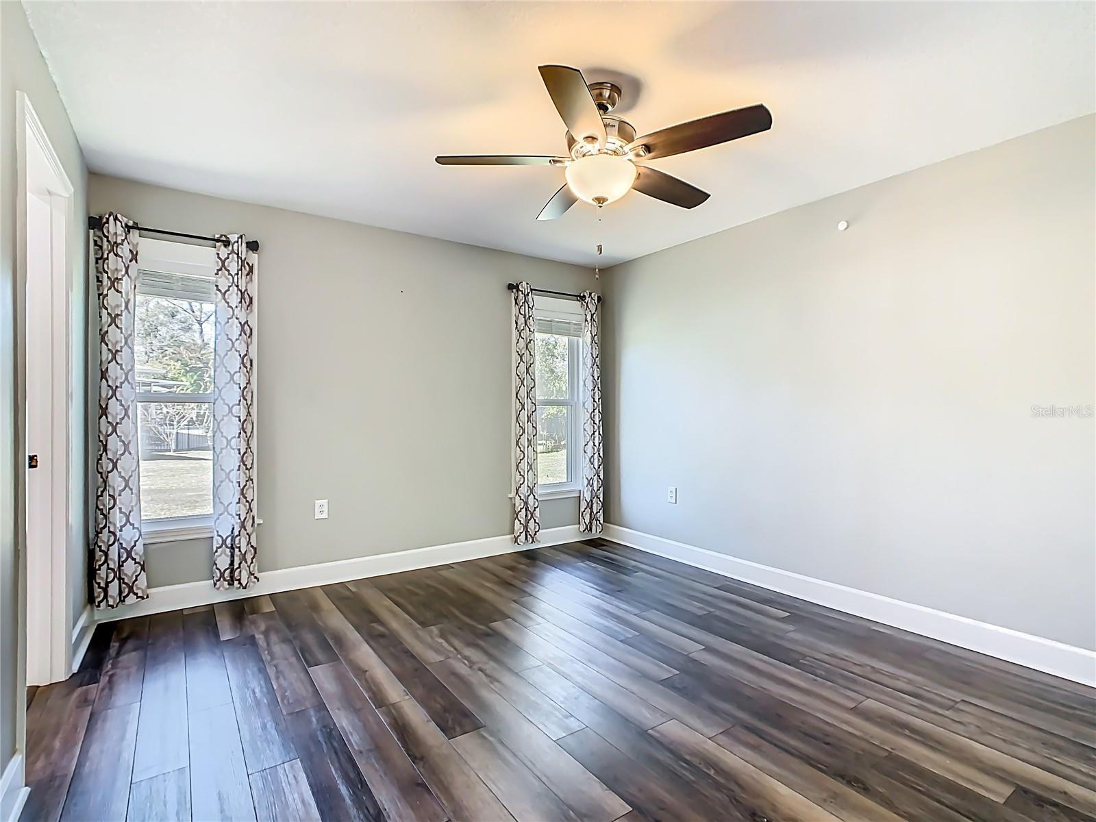 FOXHOLLOW SUB 42 - Residential