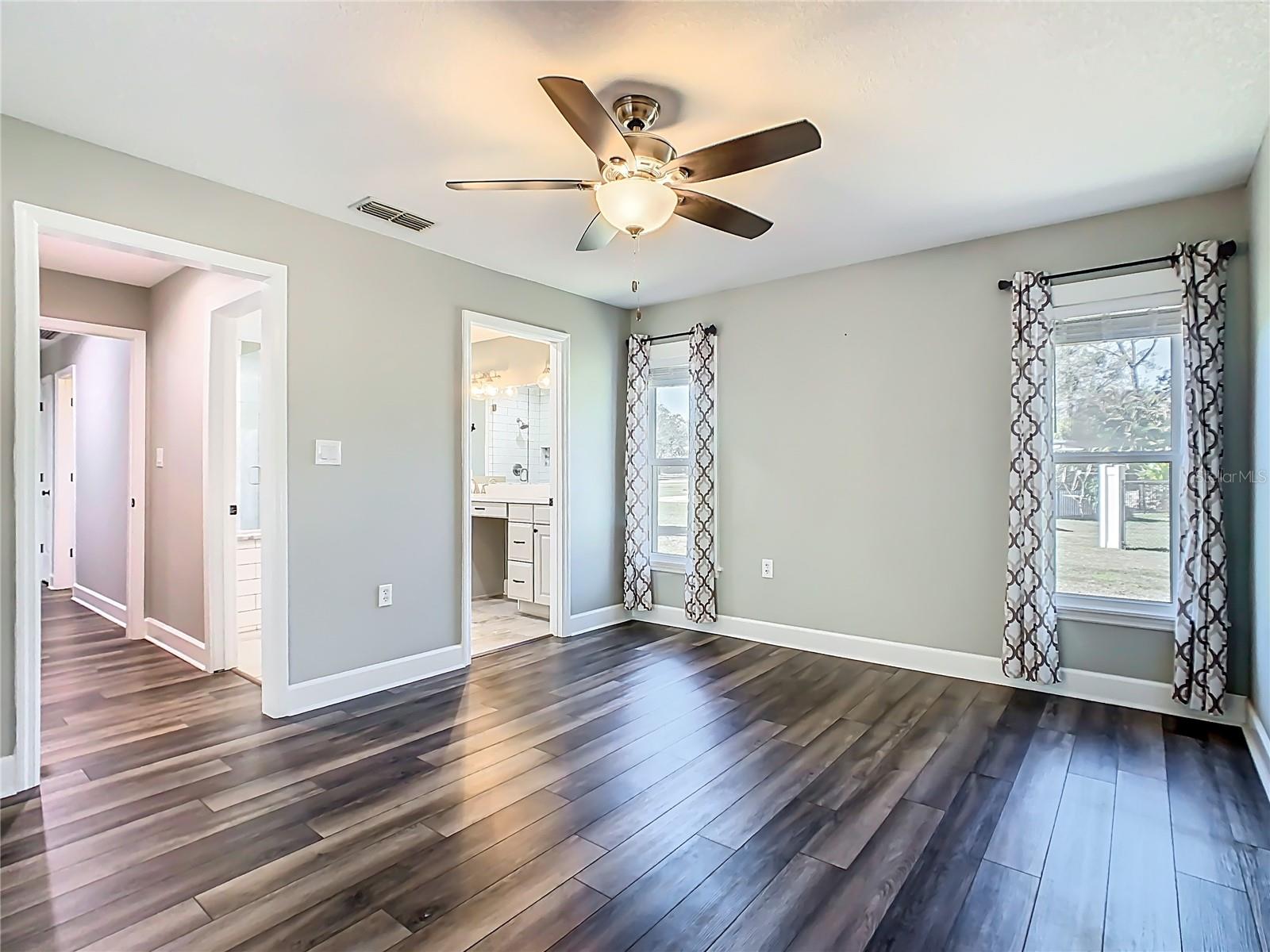 FOXHOLLOW SUB 42 - Residential