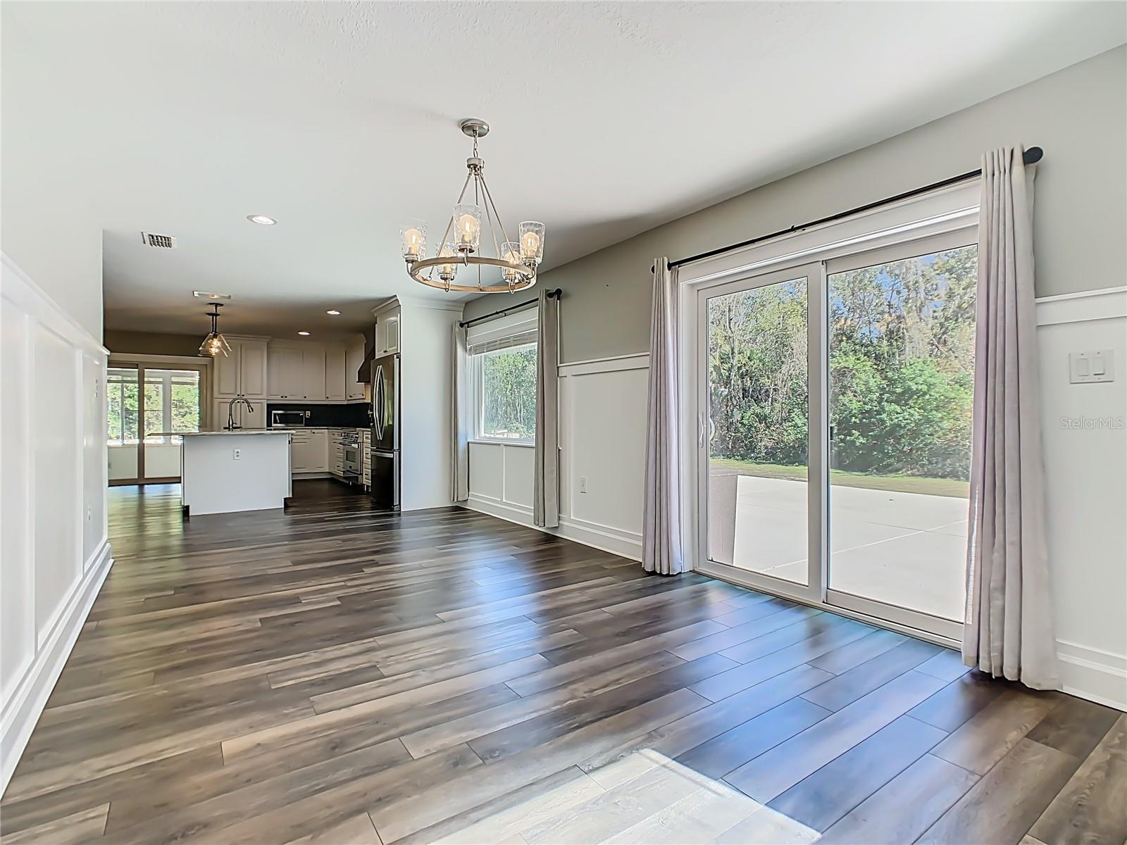 FOXHOLLOW SUB 42 - Residential