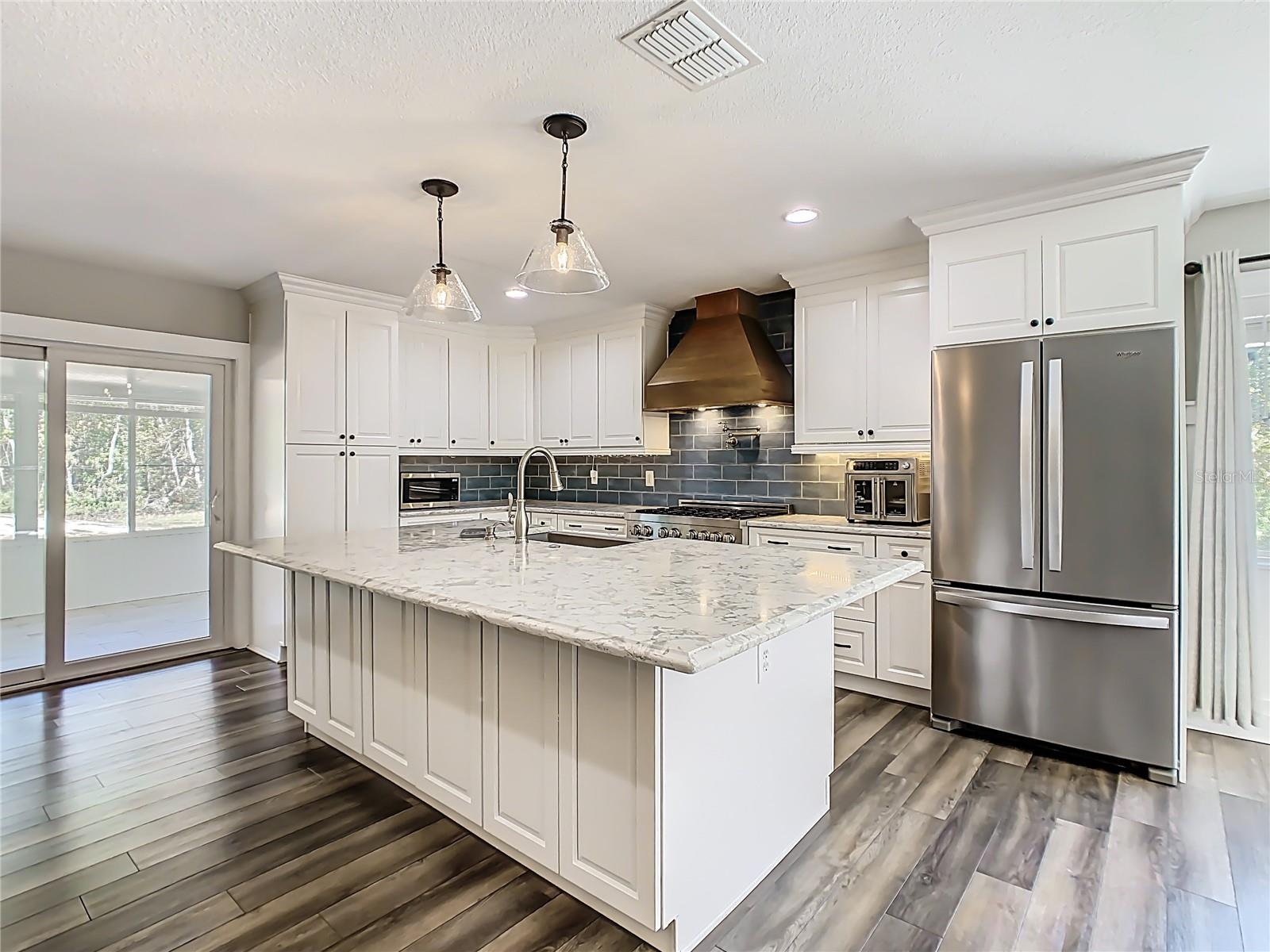 FOXHOLLOW SUB 42 - Residential