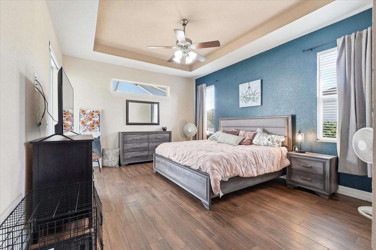 BRISTOL OAKS - Residential