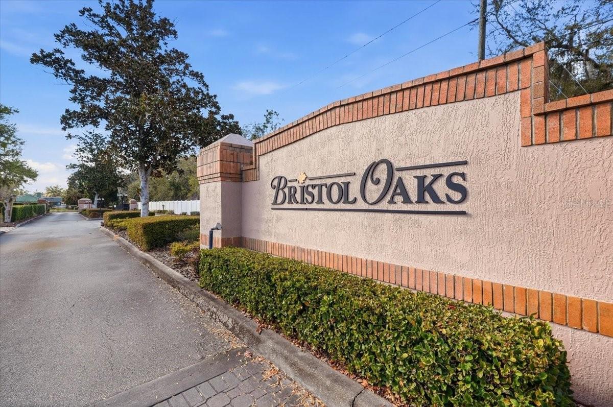 BRISTOL OAKS - Residential