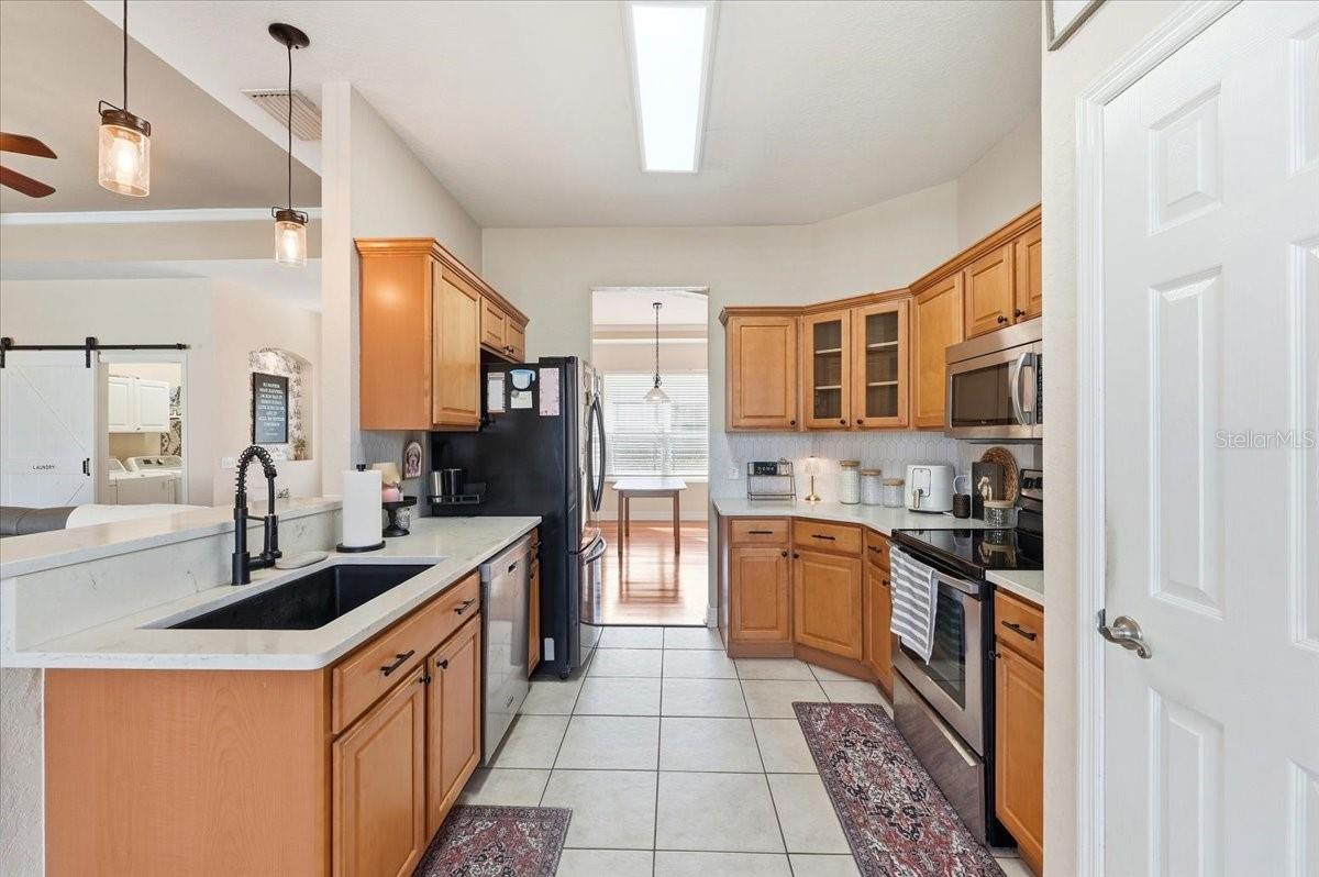 BRISTOL OAKS - Residential