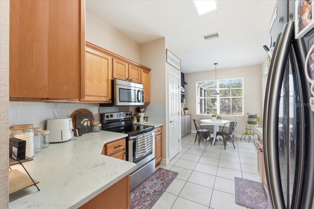 BRISTOL OAKS - Residential