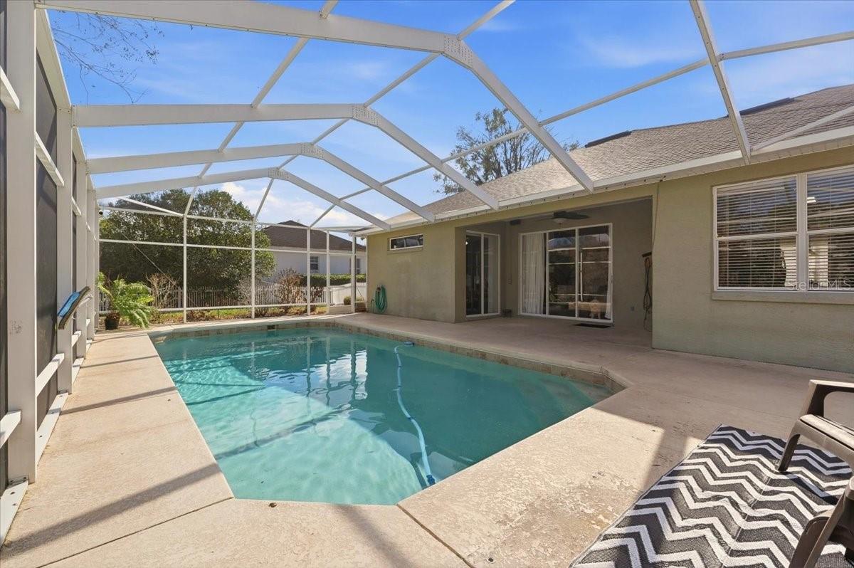 BRISTOL OAKS - Residential