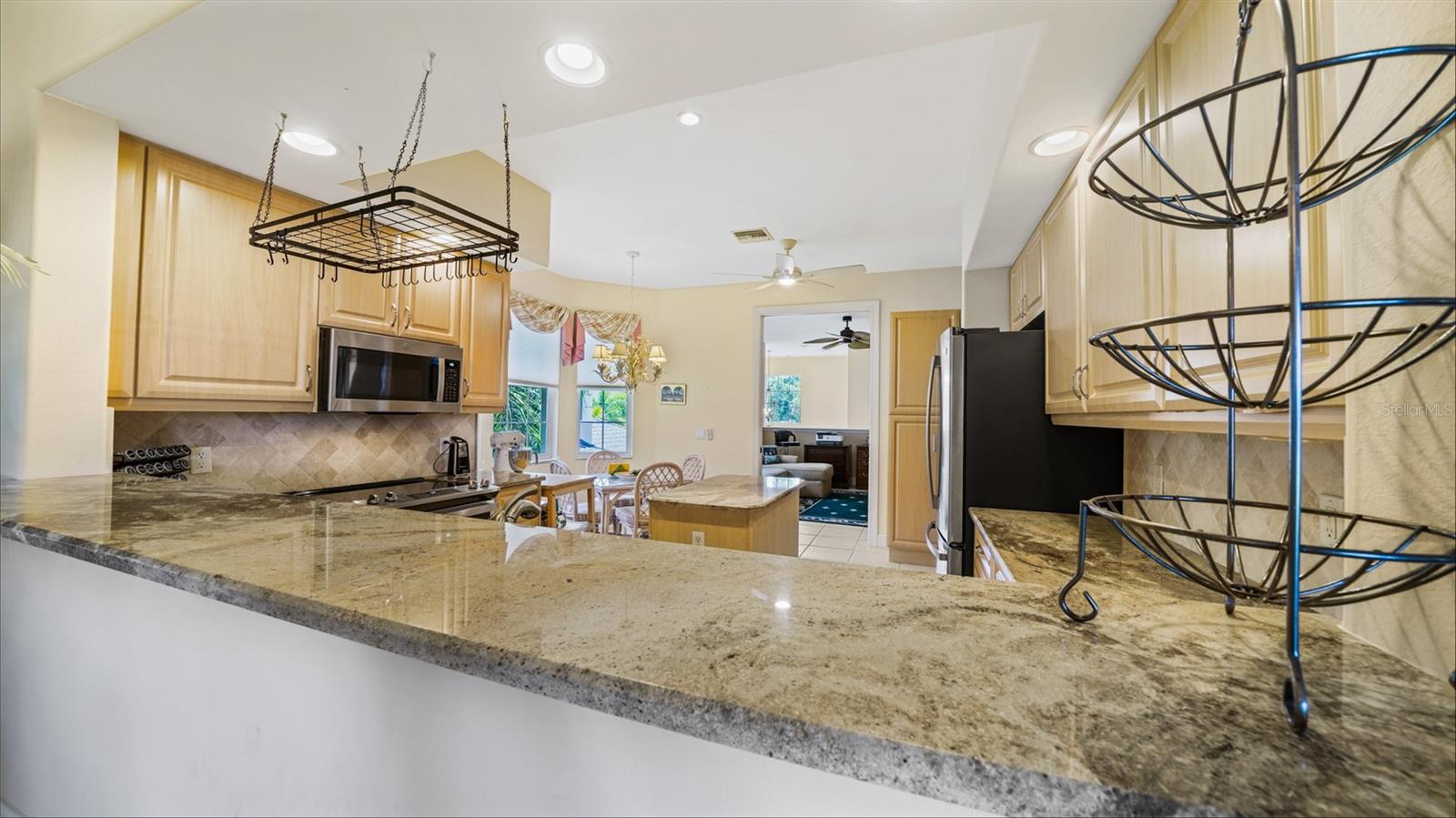 REGENCY RESERVE A CONDO - Residential