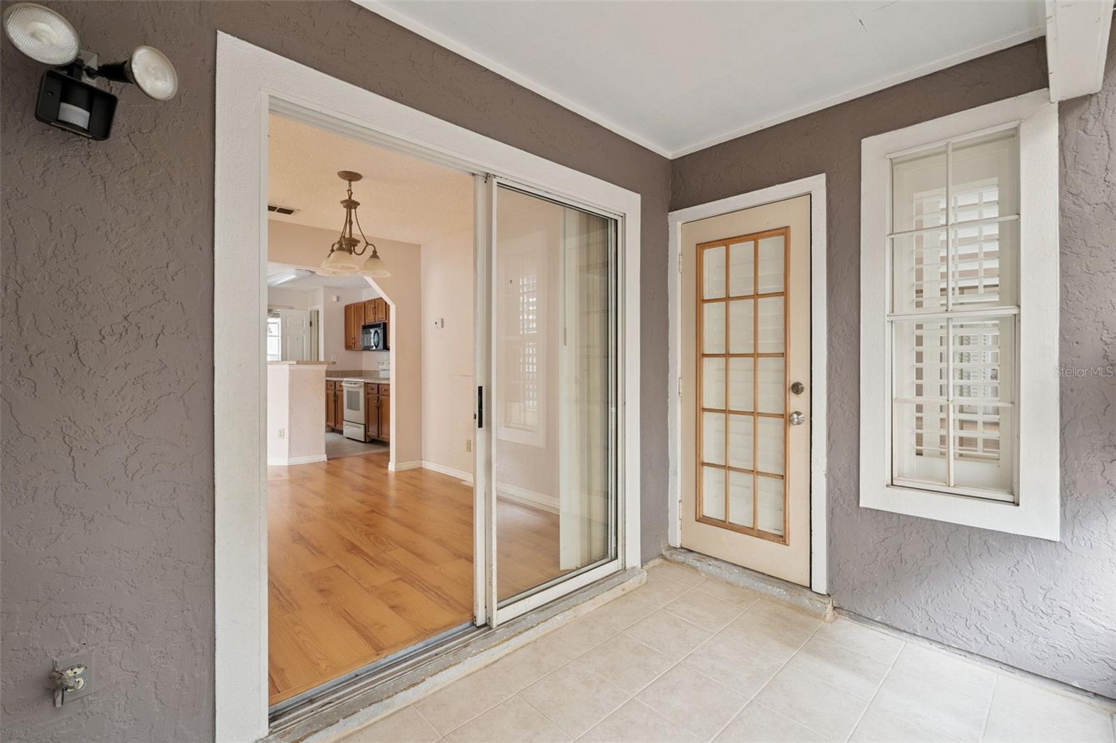 HUNTERS CHASE CONDO PH 1 - Residential