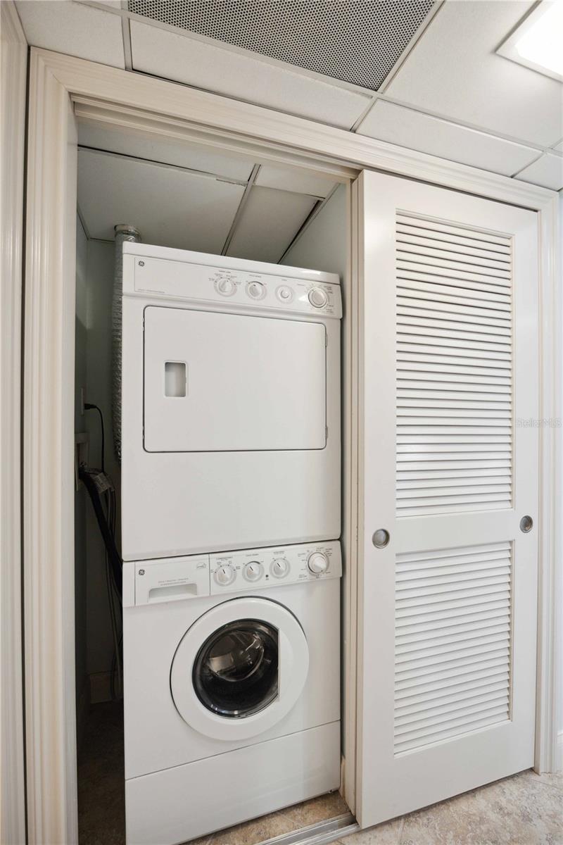 HORIZONS WEST - Residential