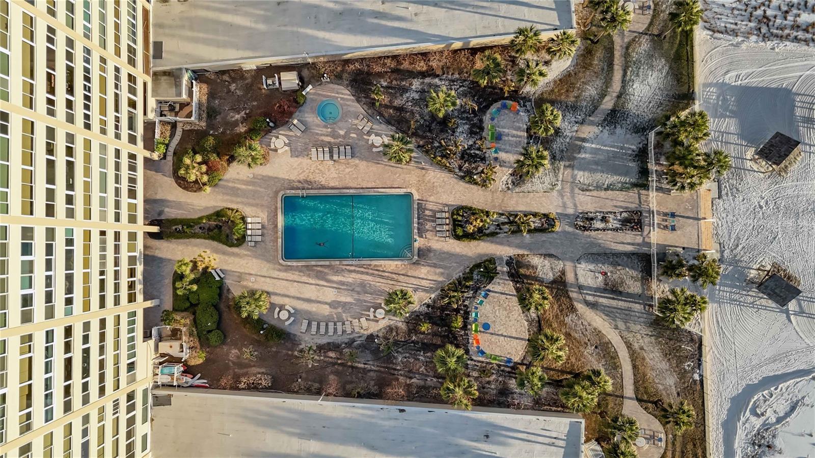 HORIZONS WEST - Residential