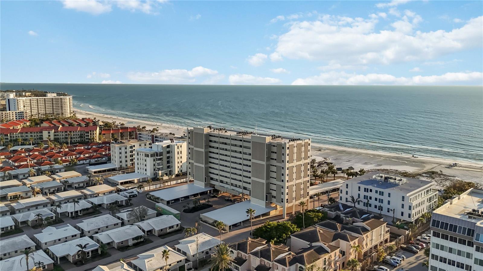 HORIZONS WEST - Residential