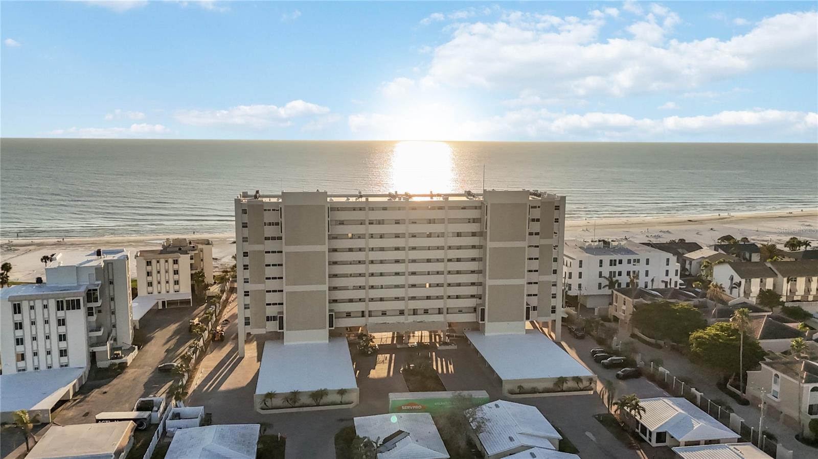 HORIZONS WEST - Residential