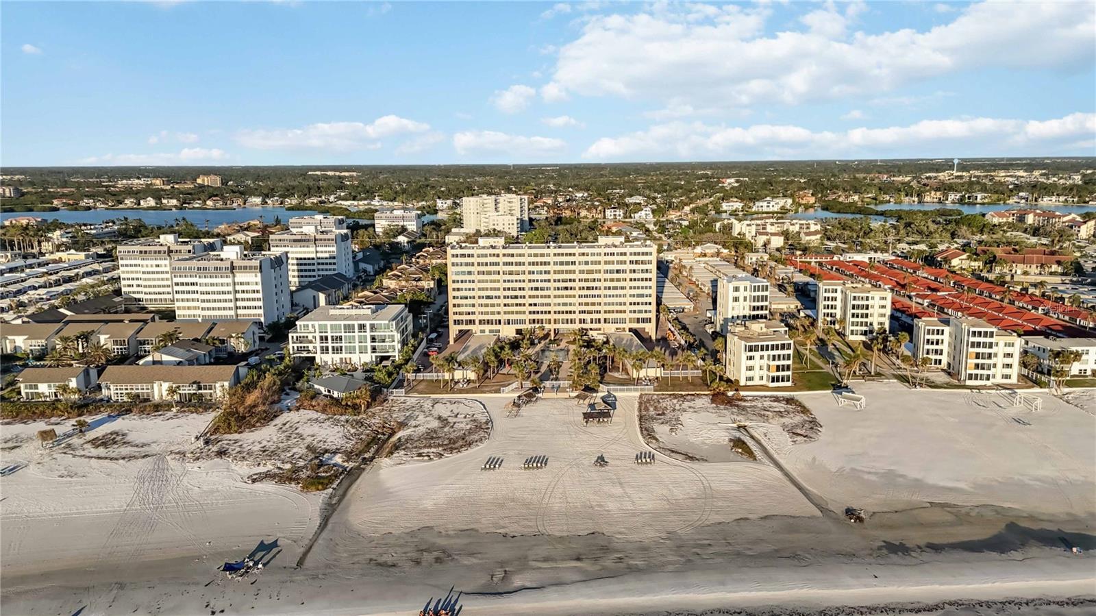 HORIZONS WEST - Residential