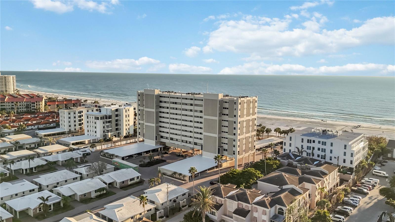 HORIZONS WEST - Residential