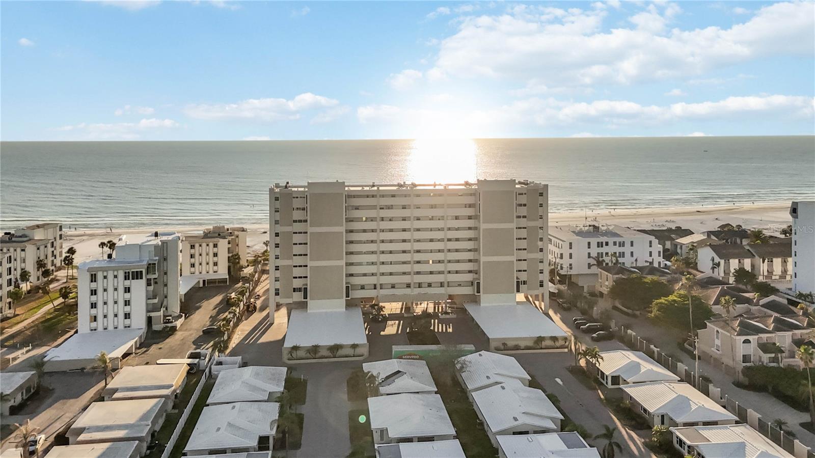 HORIZONS WEST - Residential