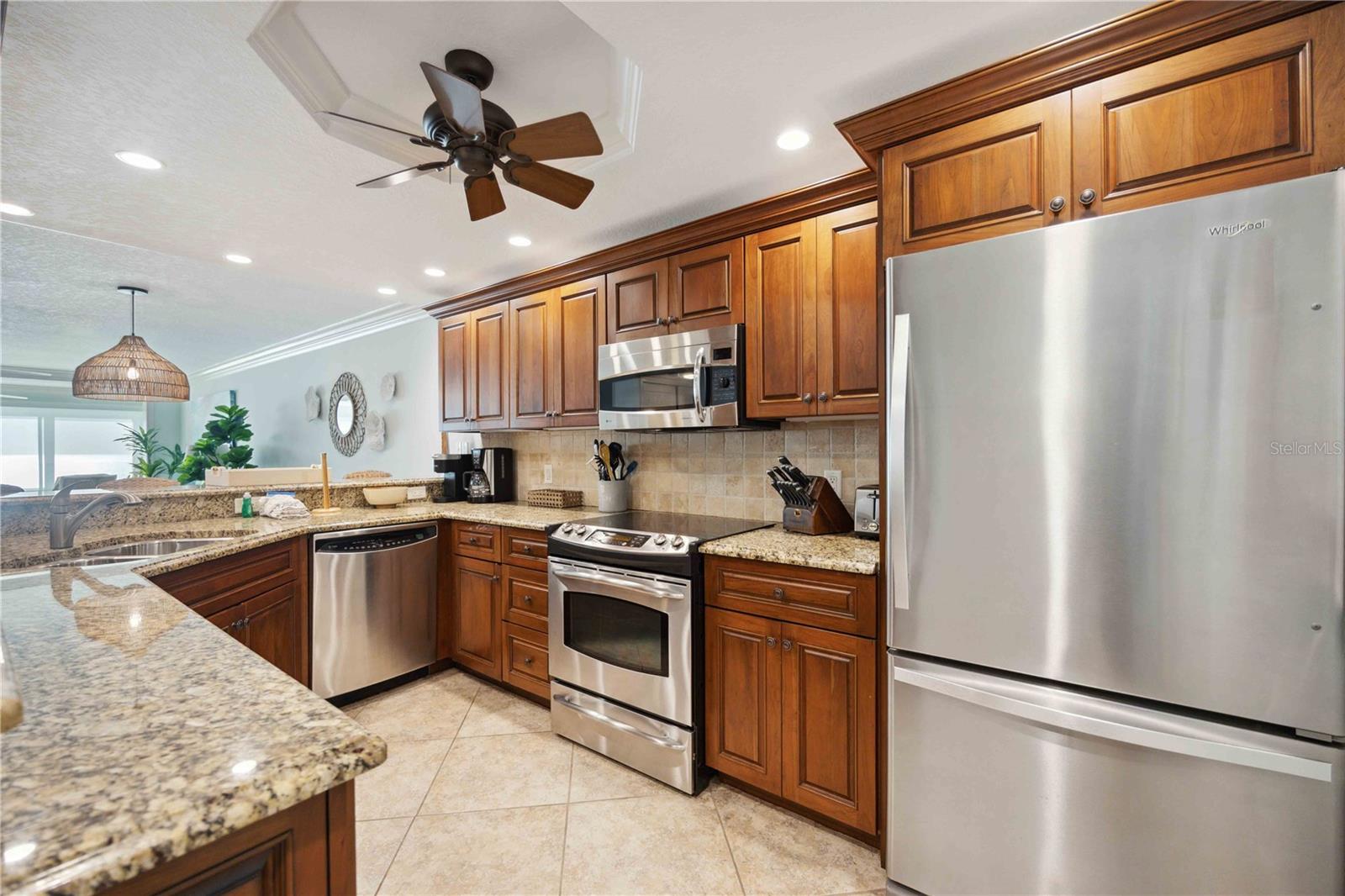 HORIZONS WEST - Residential