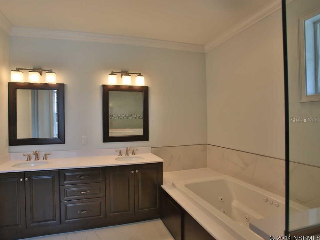 Venezia Un 01 - Residential