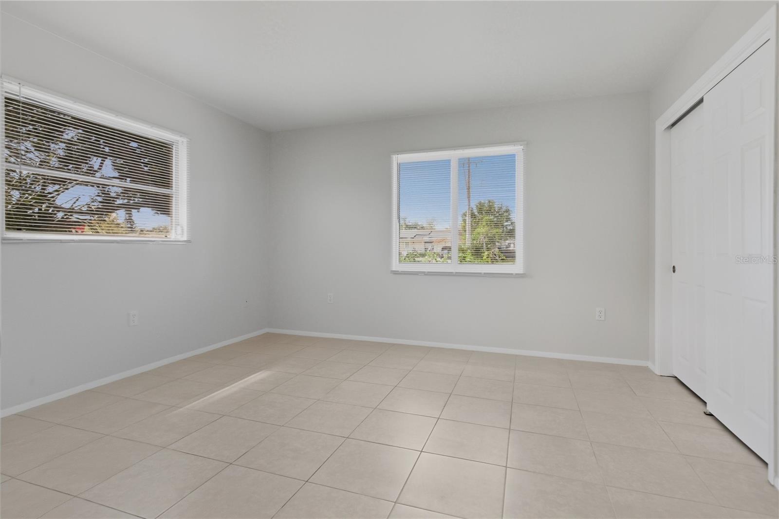 CASA DEL SOL FIFTH UNIT - Residential