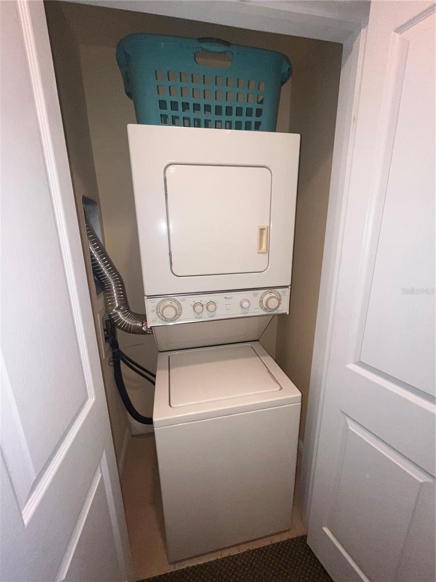 HERITAGE CROSSING CONDO PH 9 - Residential