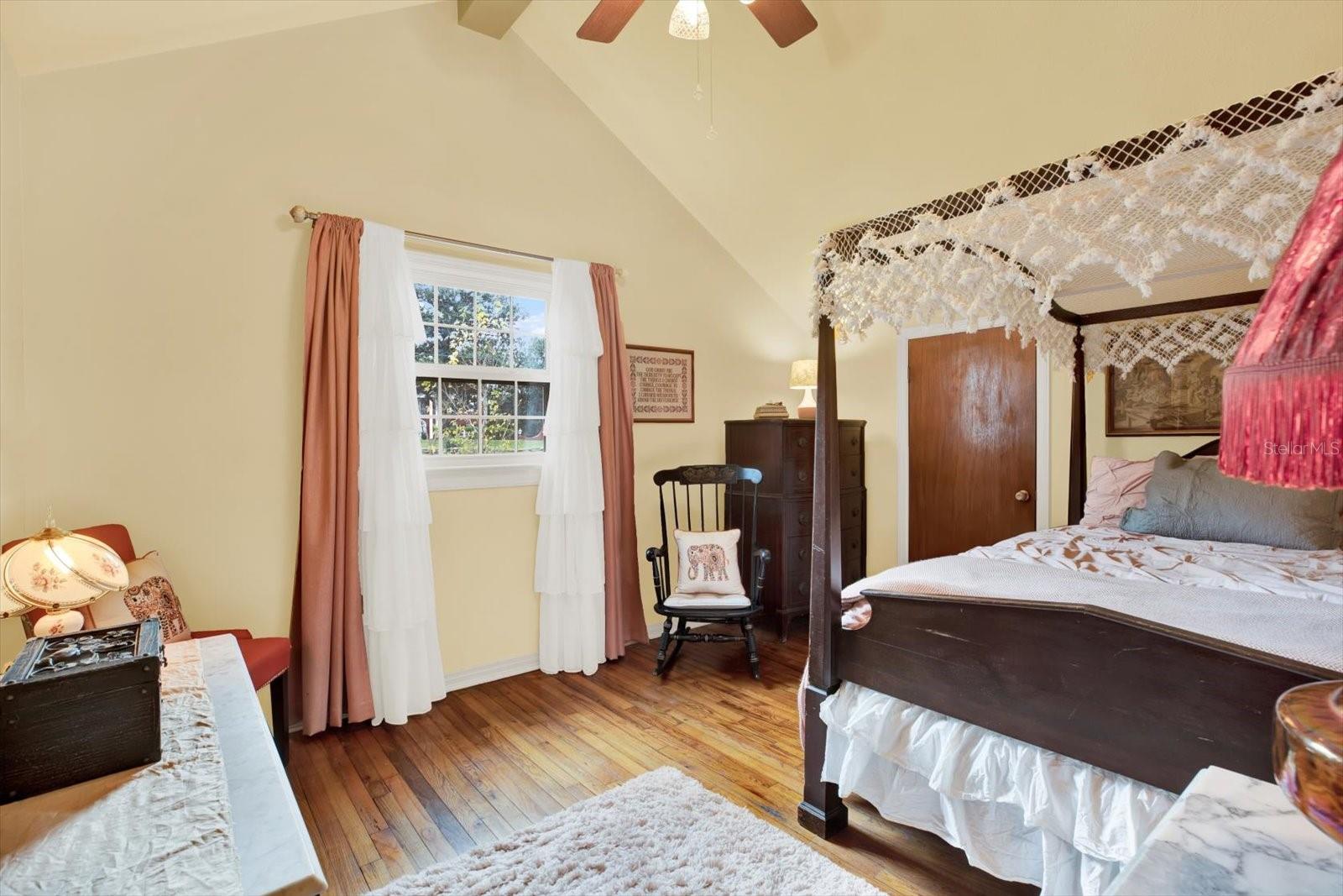 HILLCREST - Residential