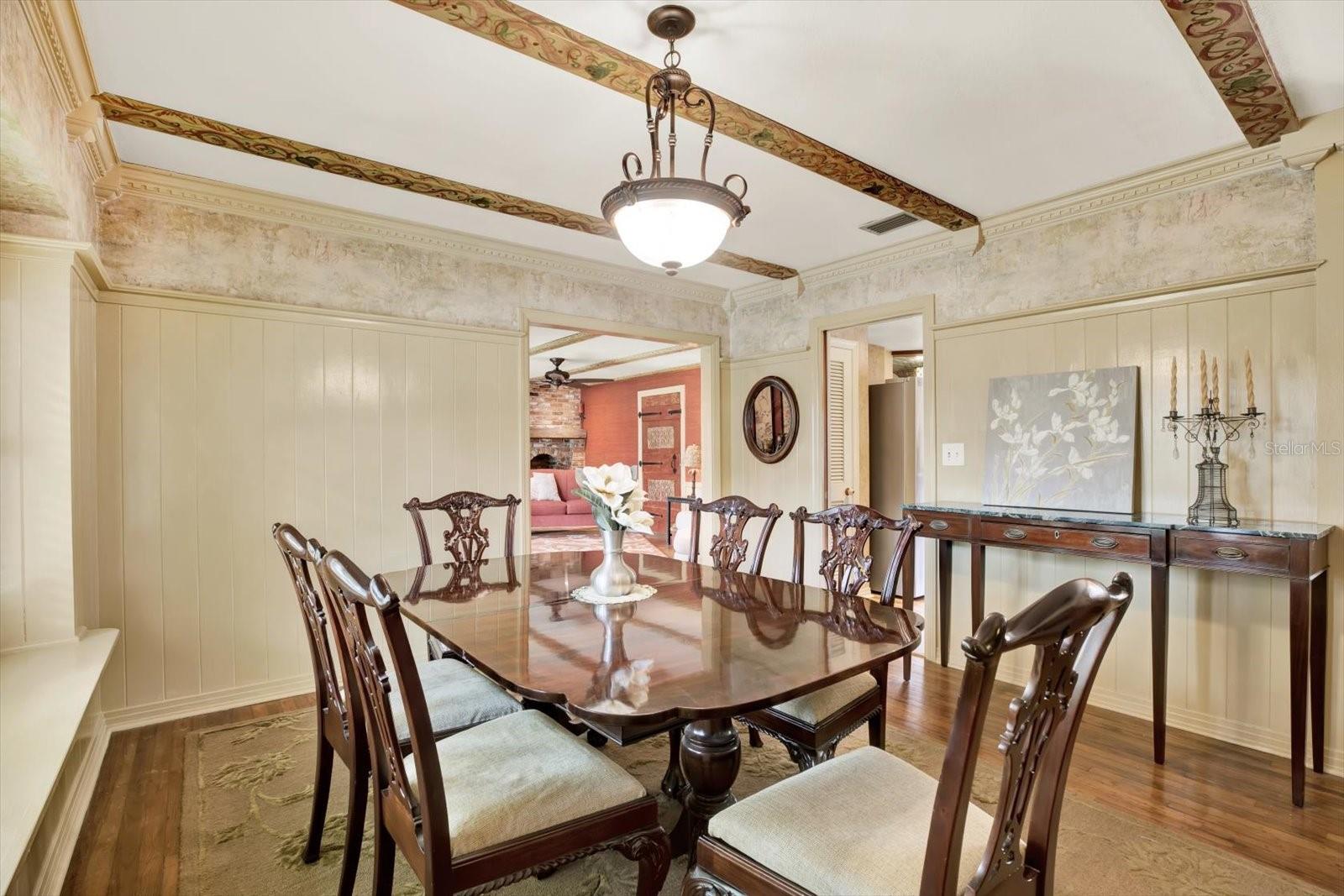 HILLCREST - Residential