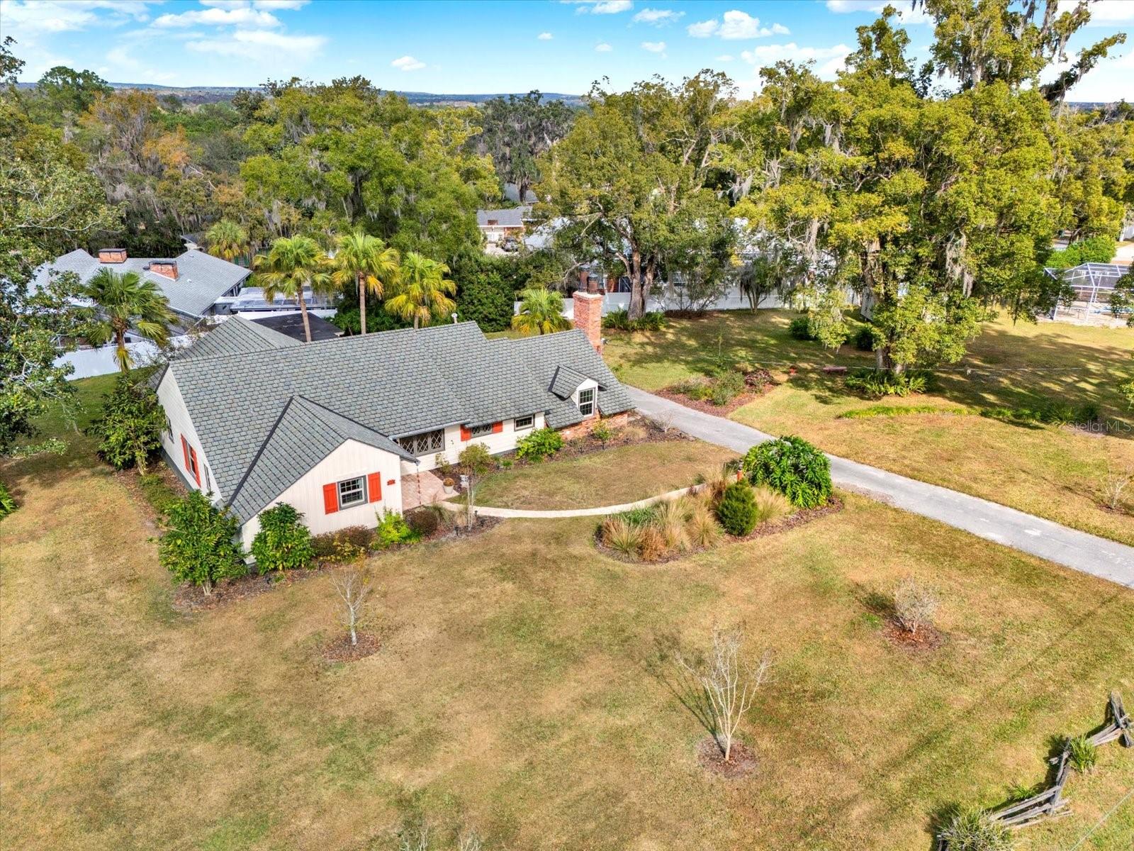 HILLCREST - Residential