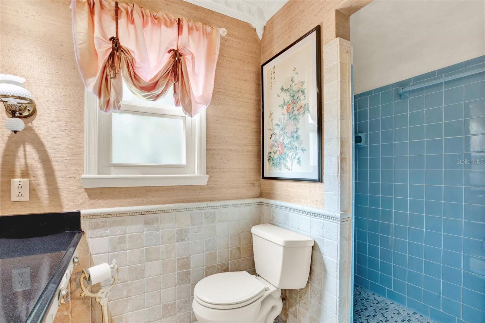 HILLCREST - Residential