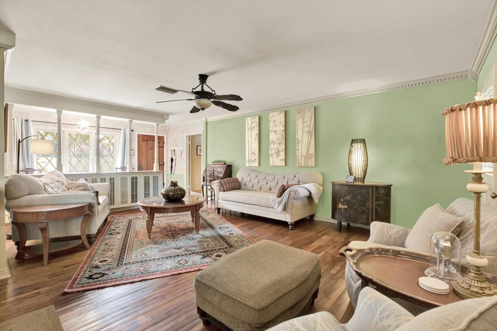 HILLCREST - Residential