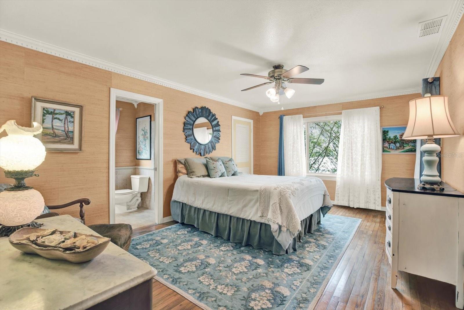 HILLCREST - Residential