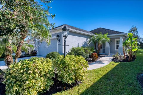 A home in PARRISH