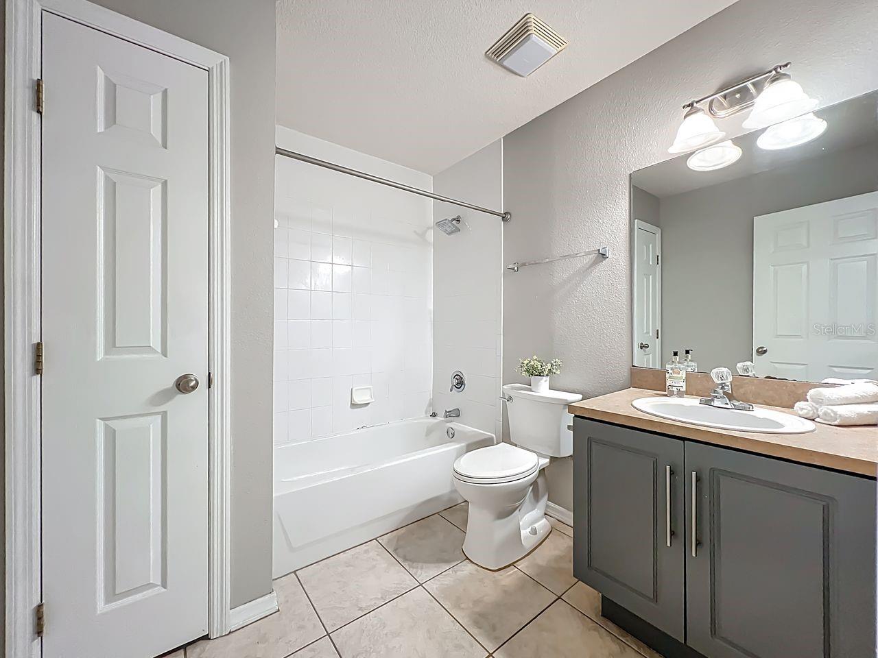 COVE AT PEARL LAKE - Residential