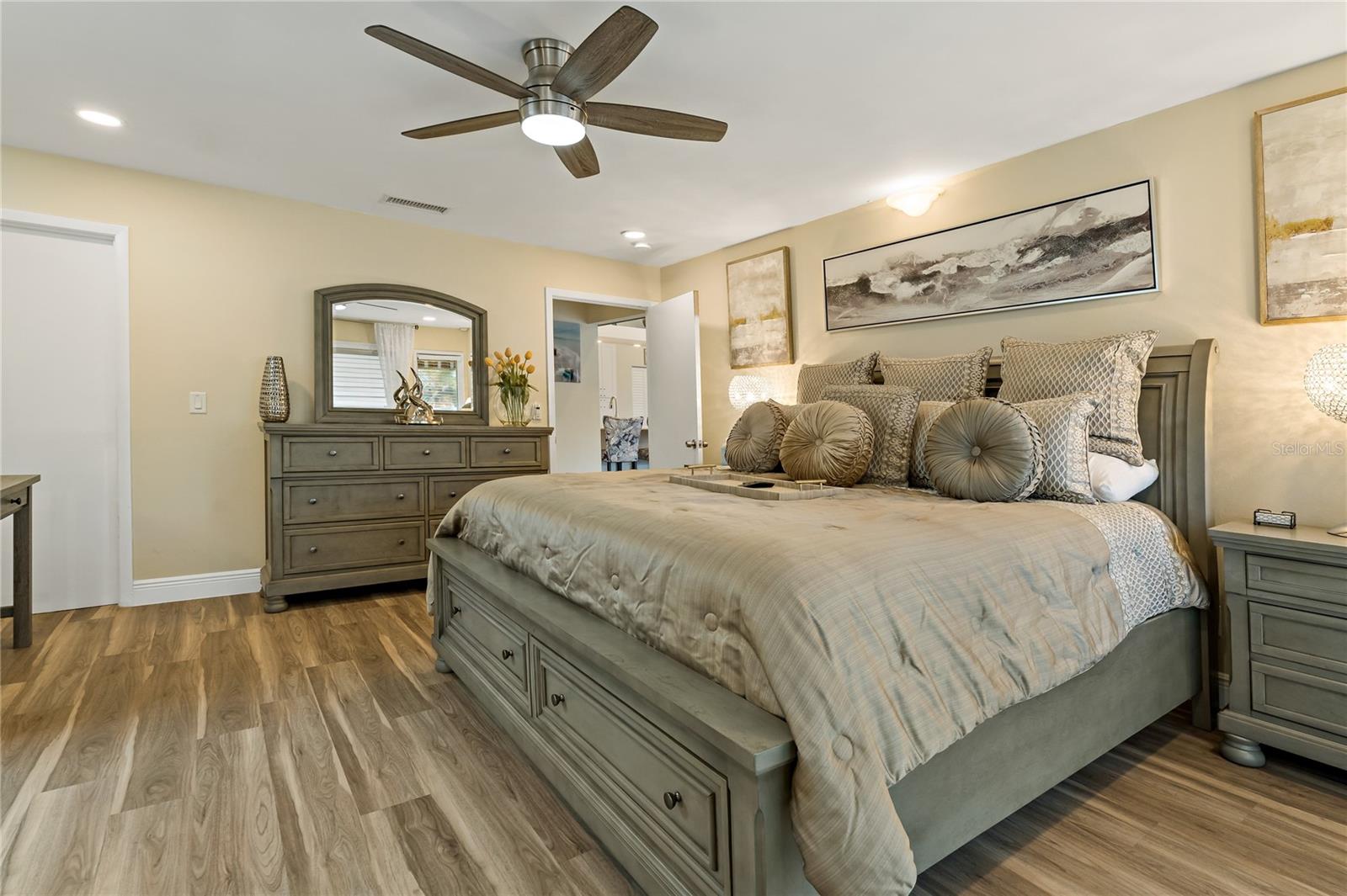 TREE HOUSE - Residential Lease