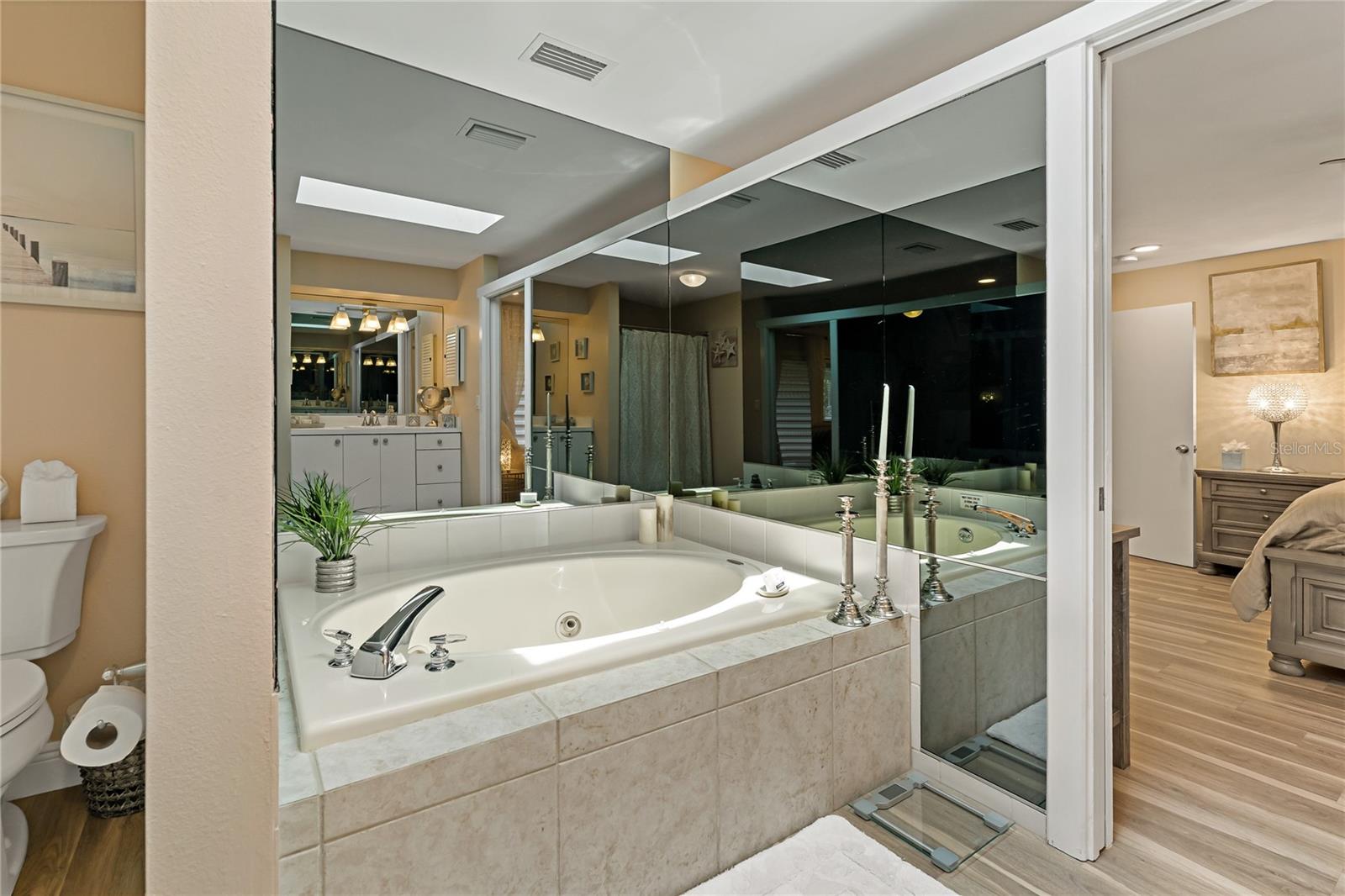 TREE HOUSE - Residential Lease