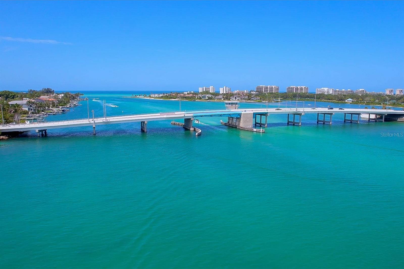 TREE HOUSE - Residential Lease