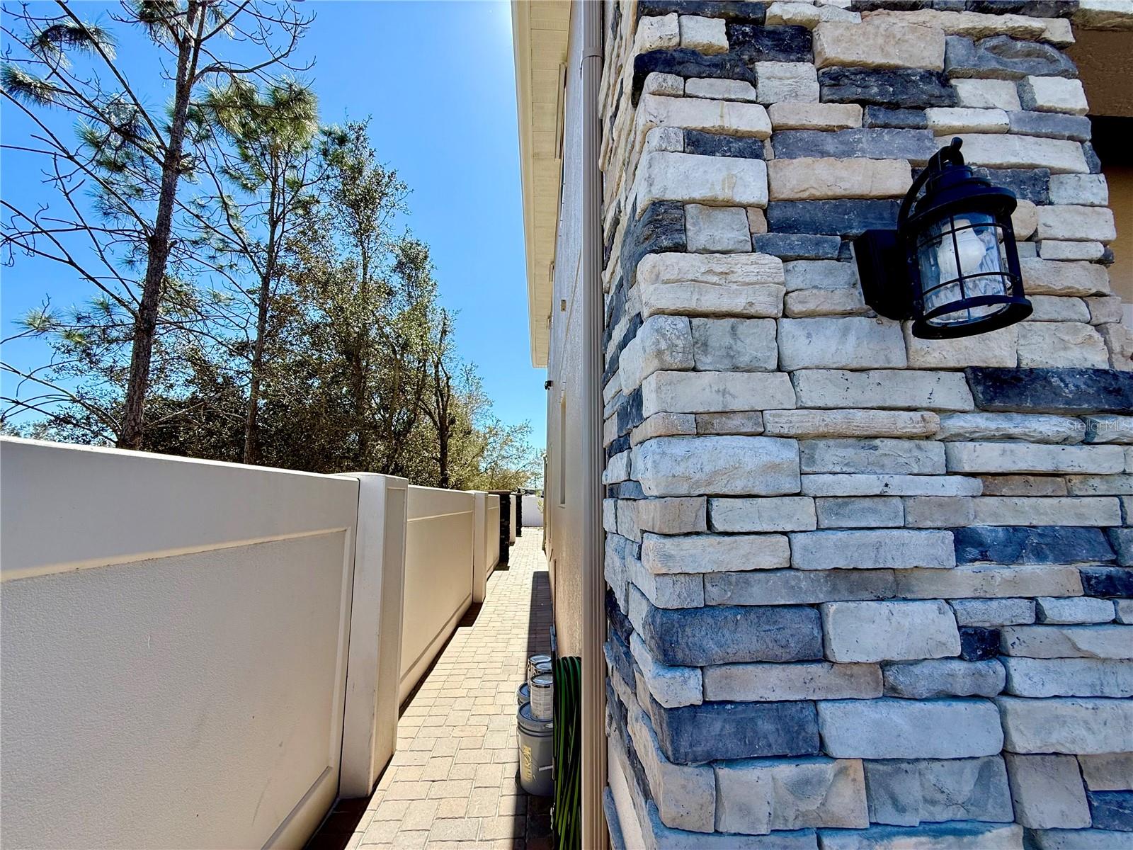 GREENVILLE COMMONS - Residential