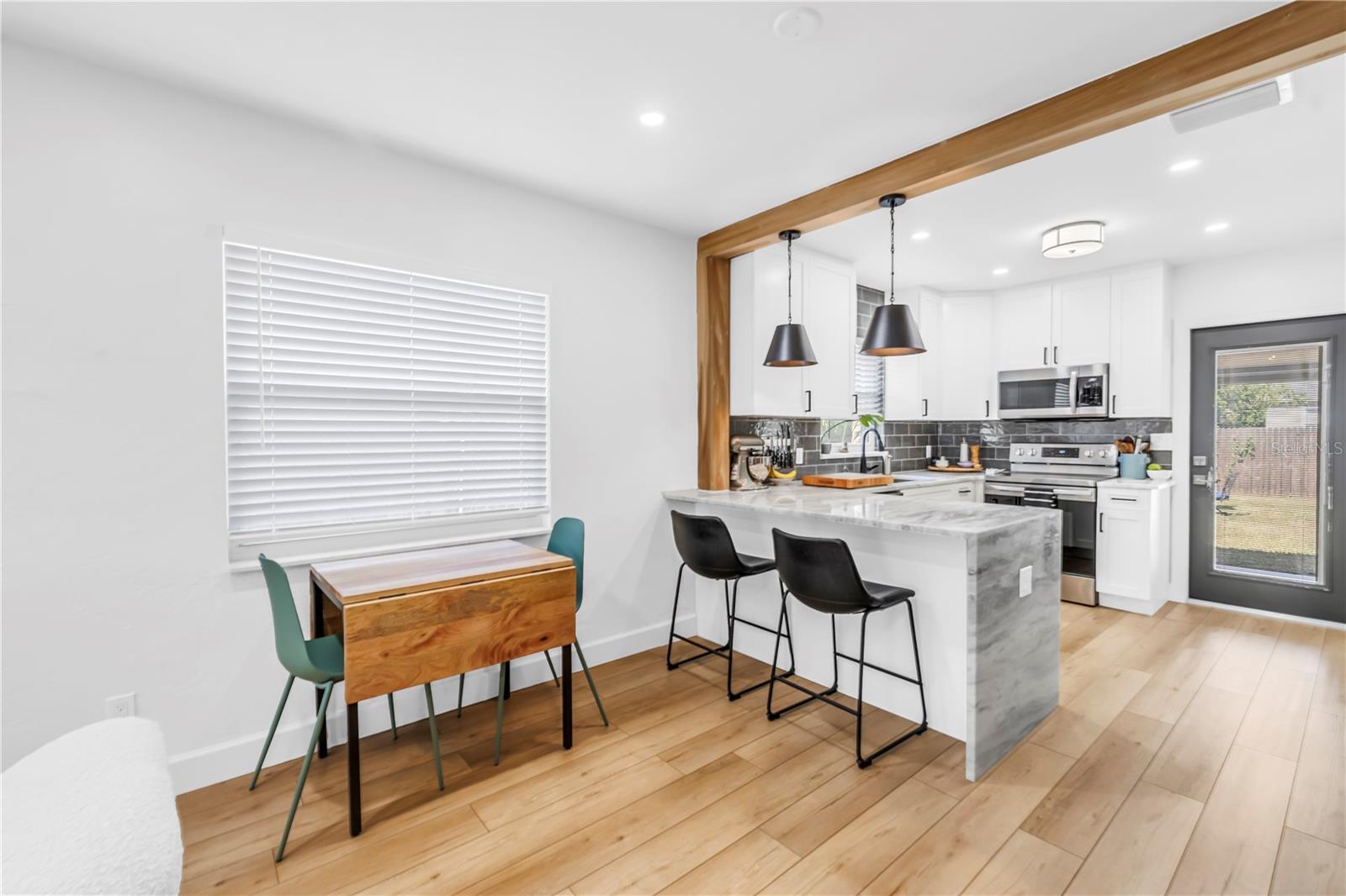 AVALON - Residential Lease