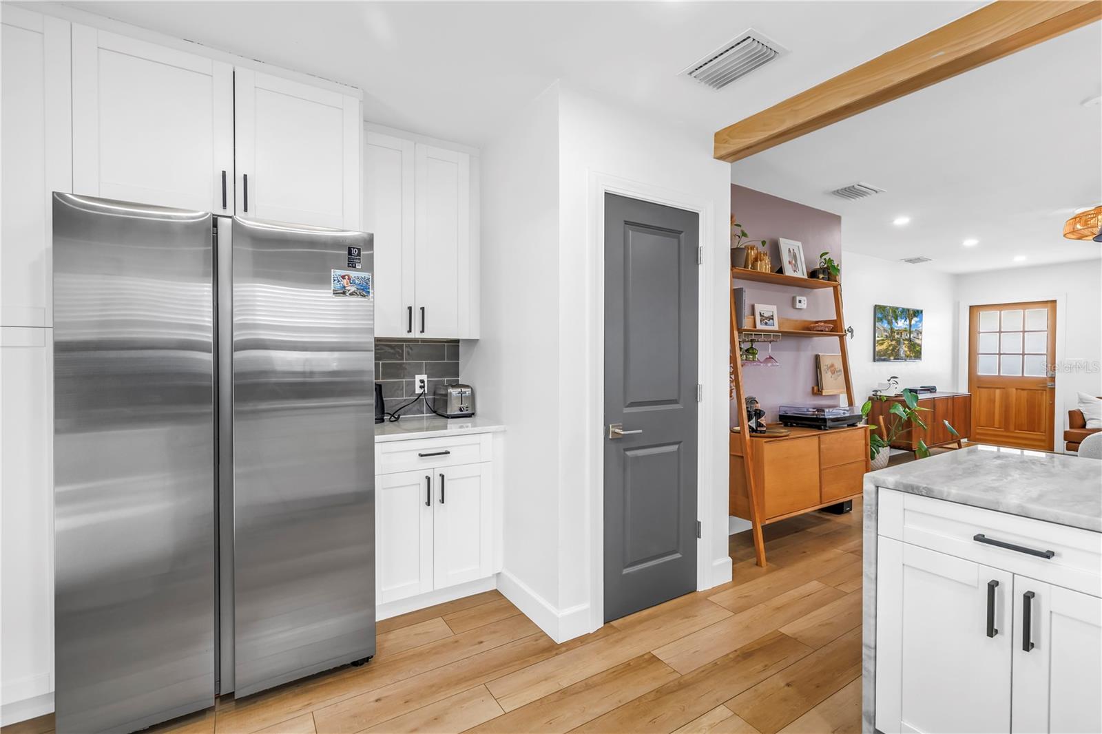 AVALON - Residential Lease