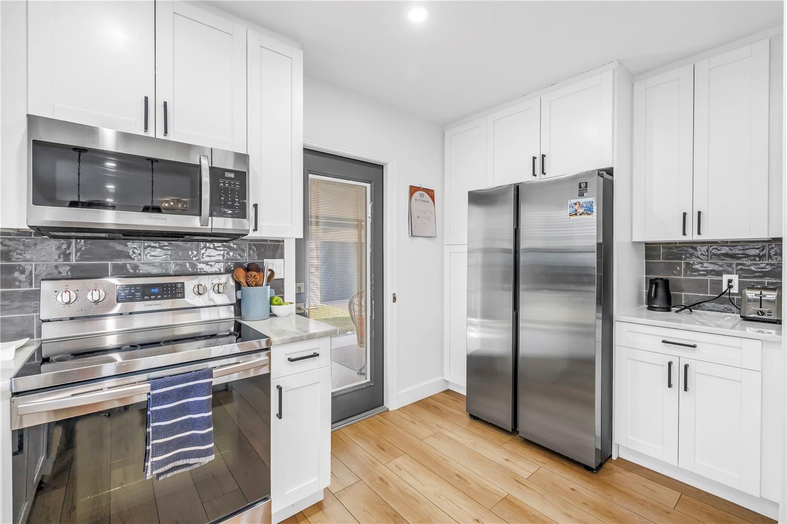 AVALON - Residential Lease